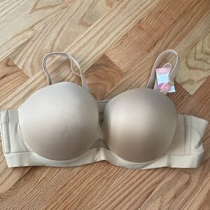 NWT Cacique Comfort Bliss Lightly Lined Multi-Way Strapless Bra 48B, 42C Nude